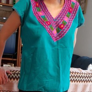 Mexican Teal Pink Shirt size small